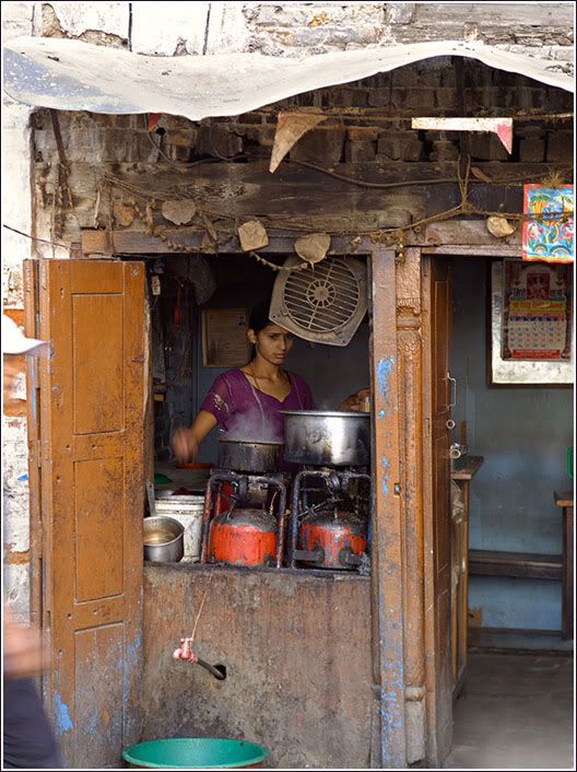 девушки и женщины в фотографиях со всего мира