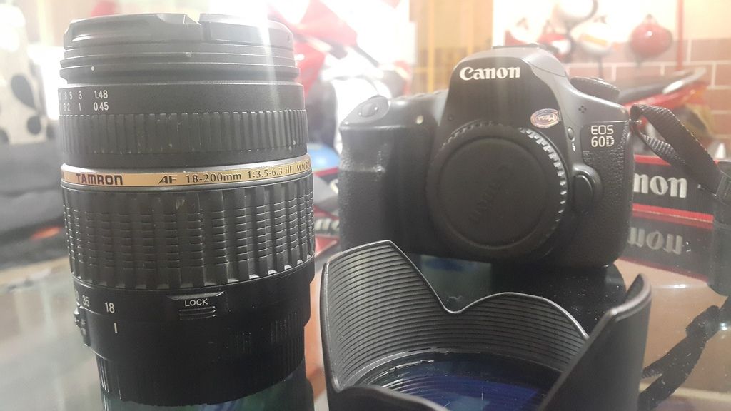 Cần bán Lens Tamron 18-200 F3.5-6.3 II giá hợp lý cho anh em