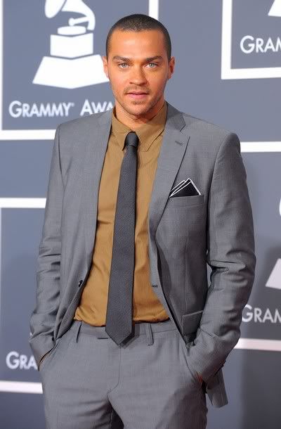 jesse williams carpet actor suit grey barker travis cudi awards kid anatomy tie 52nd songz grammy trey jonas jay brothers